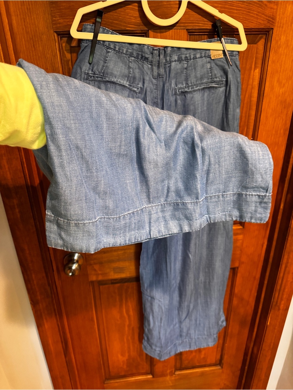 Hidden Jean Light Wash Wide Leg Pants - Picture 9 of 11